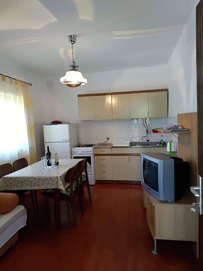 Apartments A & G Petrovic Pirovac Eksteriør billede